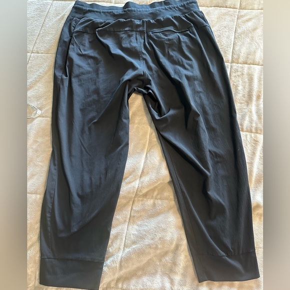 Athleta Charcoal Jogger Pants - Picture 3 of 5
